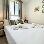 Comfortable In Apartment *